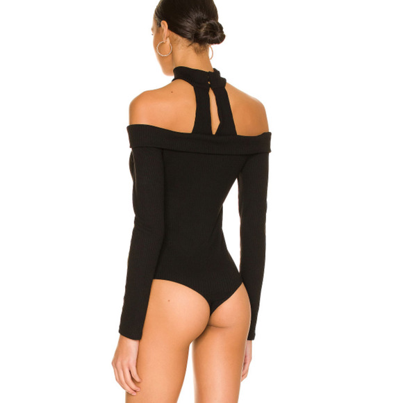ASTR THE LABEL Black Ribbed Tribeca Off the Shoulder Bodysuit- Size Small- NWT - Picture 4 of 15